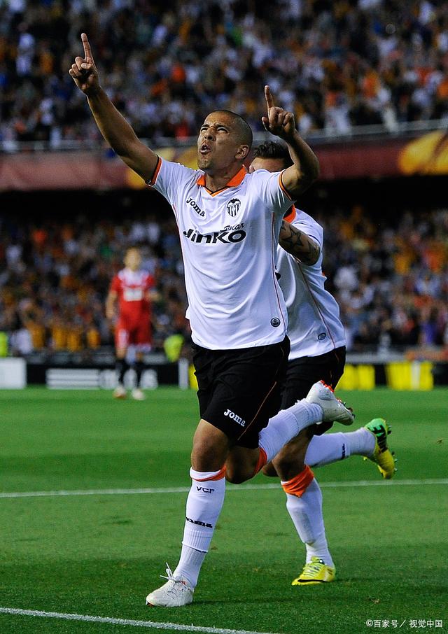 塞维利亚客场获胜,豪取三分 塞维利亚客场获胜,豪取三分